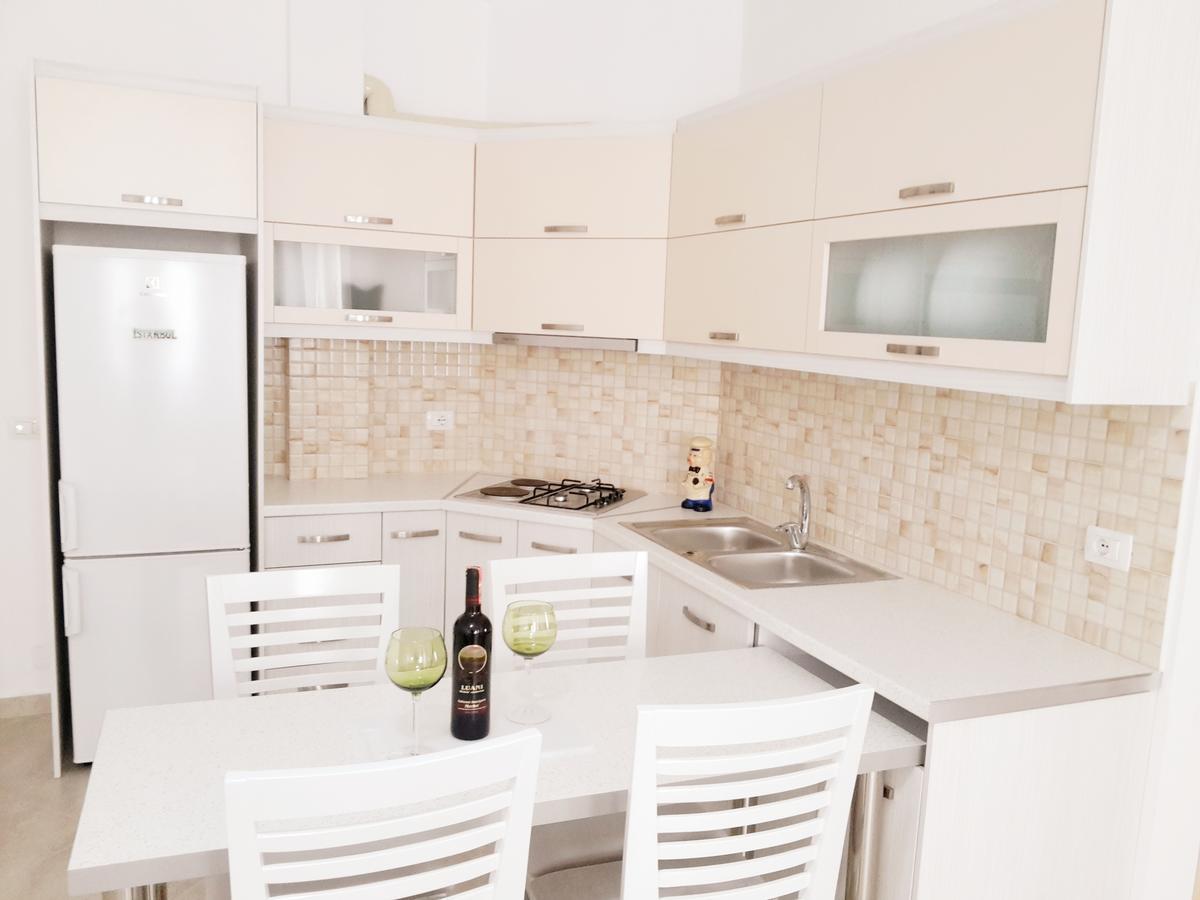 Saranda Apartments Екстериор снимка