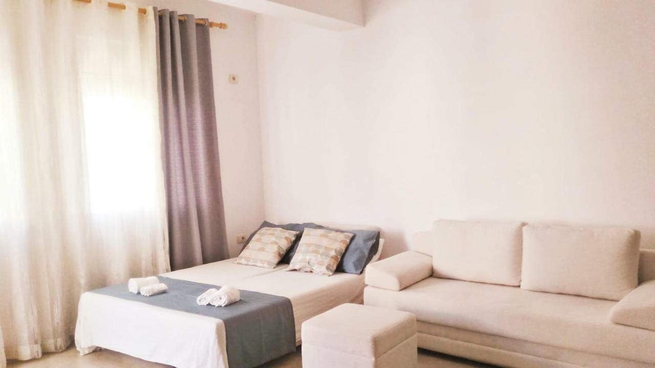 Saranda Apartments Стая снимка