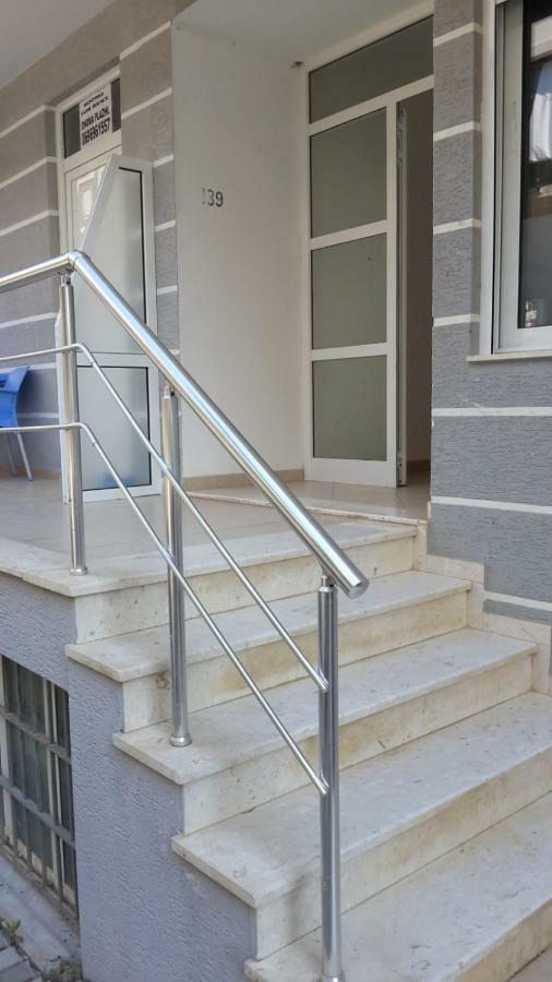 Saranda Apartments Екстериор снимка